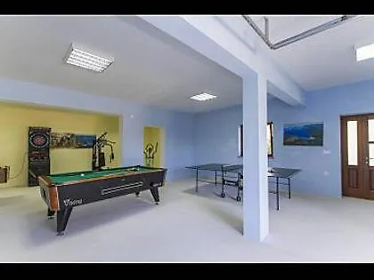 Villa With Pool Nedeščina