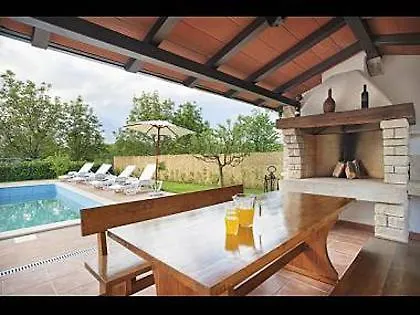 Vila Villa With Pool Nedeščina