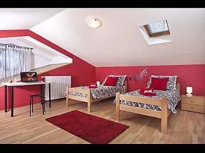Villa With Pool * Nedeščina